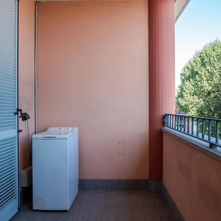Bright One-bedroom With Terrace In Apartment Mailand